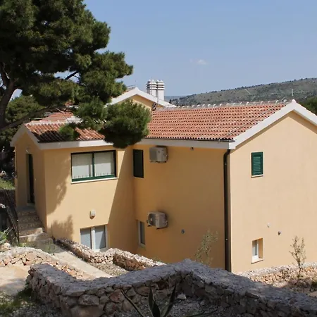 Apartment By The Sea - 3265