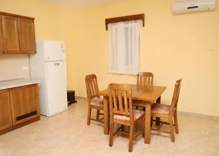 By The Sea - 3265 Apartment